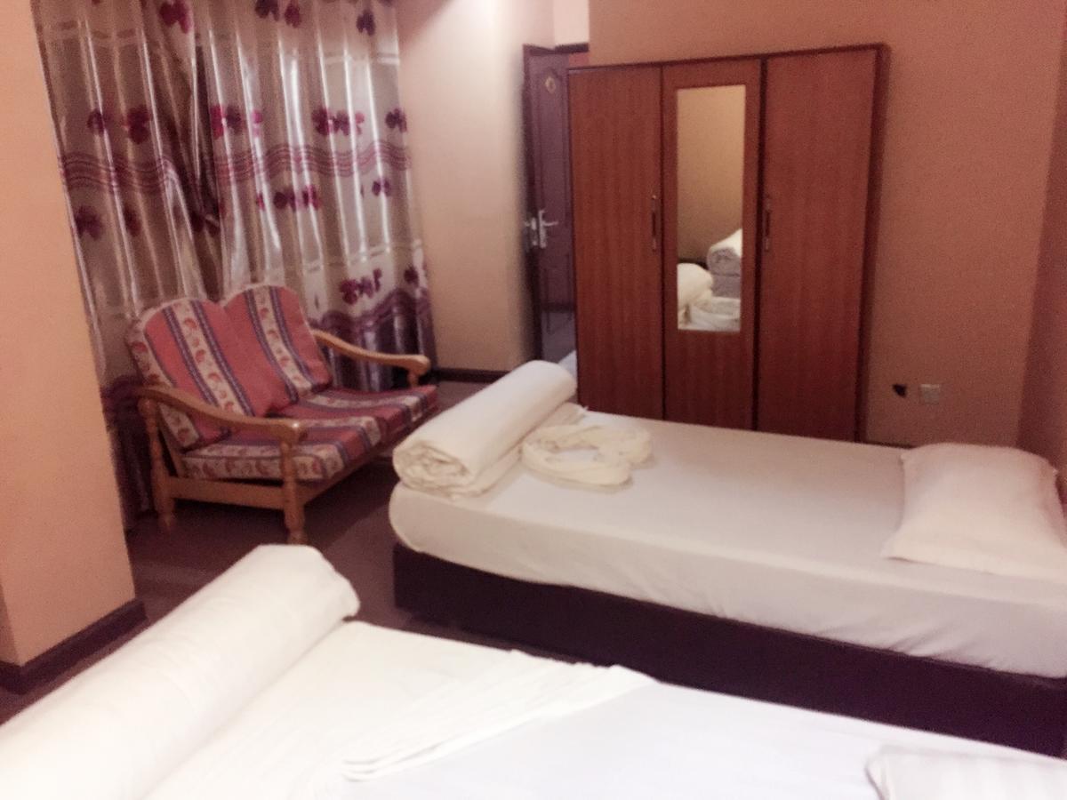 New Yuetan Hotel Dar es Salaam Extérieur photo